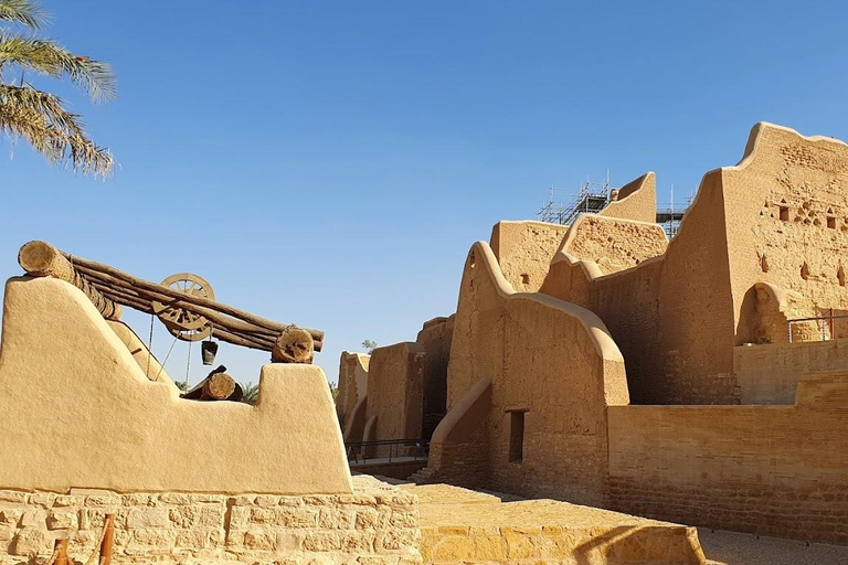 Découvrez le riche patrimoine de Diriyah, la ville de la Terre.