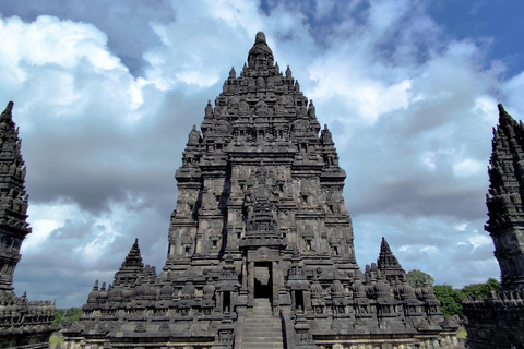 Borobudur Sunrise from Setumbu Hill, Merapi & Prambanan Tour Borobudur With Sunrise 4 Am