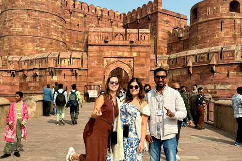 From Delhi: Private Taj Mahal and Agra Day Tour with 5* Meal From Delhi: Tour with Car, Driver, and Guide Only