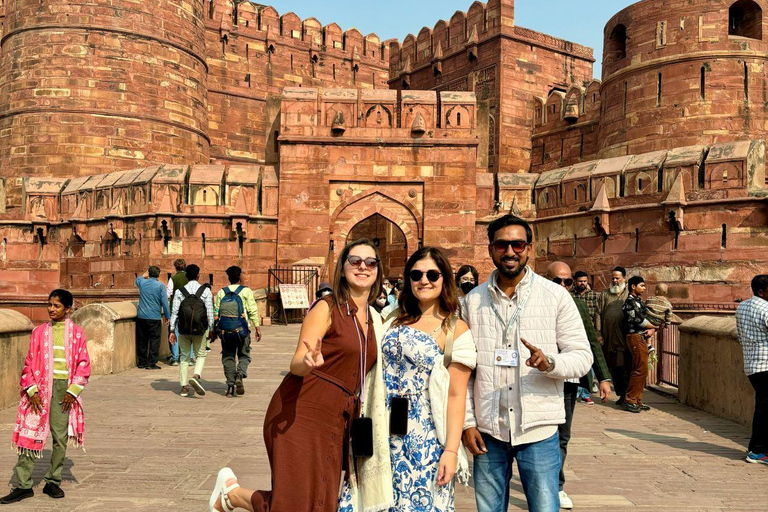 From Delhi: Private Taj Mahal and Agra Day Tour with 5* Meal From Delhi: Tour with Car, Driver, and Guide Only