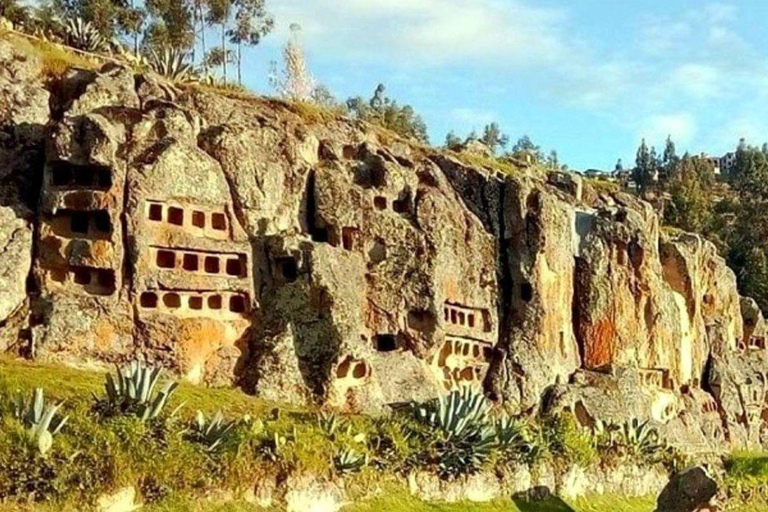 Excursie naar de Ventanillas de Otuzco + boerderij drie Molinos