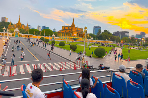 بنوم بنه: جولة غروب الشمس أو جولة ليلية في العاصمةبنوم بنه: جولة غروب الشمس في العاصمة