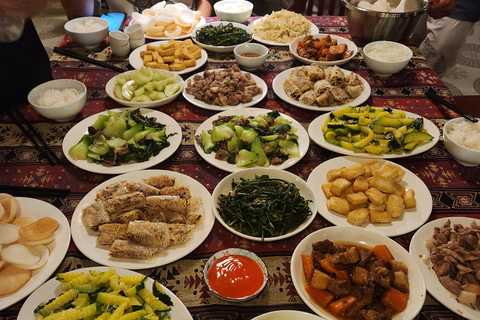 Tour di 4 giorni dell&#039;anello di Ha Giang con notte extra e pick-upTour in CABINA INDIVIDUALE DORME