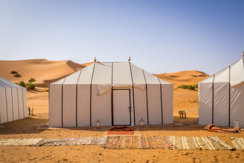 Från Marrakech: 3-dagars Merzouga-ökentur med lägervistelseUpphämtning och avlämning i Marrakech