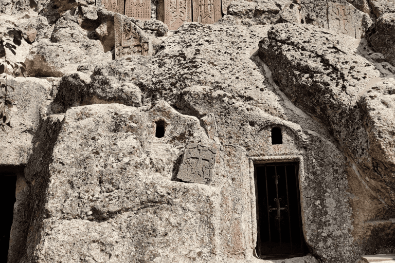 Day Tour Khor Virap, Garni, Geghard, Syphony & Charents Arch