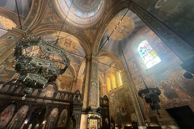 Echi di Varna: sapori, orme e raccontiEchi di Varna: sapori, passi e racconti