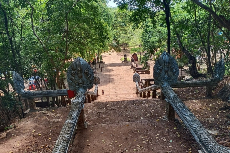 Visite privée de 2 jours à Battambang et train de bambous