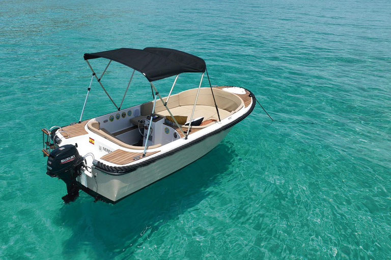 San Antonio: Snorkel on your own boat without a license for up to 5 people SAN ANTONIO: SNORKELING ON YOUR OWN BOAT WITHOUT A LICENSE FOR UP TO 5 PEOPLE