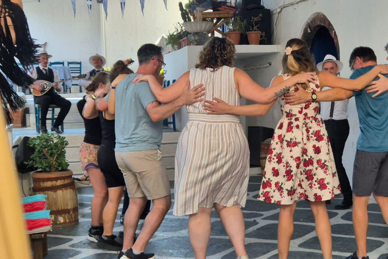 Santorini: Plate-Smashing Show & Fira Walking Tour