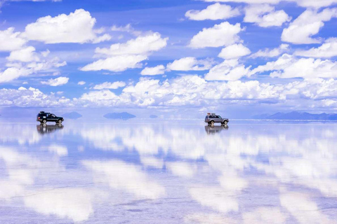 Vanuit La Paz: Dagtrip naar de zoutvlakten van Uyuni met wijn bij zonsondergang