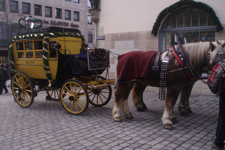 Núremberg: tour de 1,5 horas por el casco antiguo y el mercado navideño