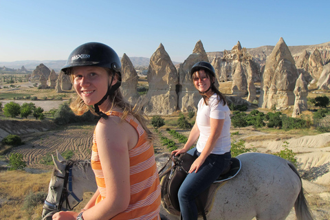 Excursión de 2 horas a caballo al atardecer (Valle Rojo y Rosa)