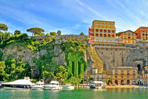 Private Tour to Sorrento Coast Pompeii and Vesuvius