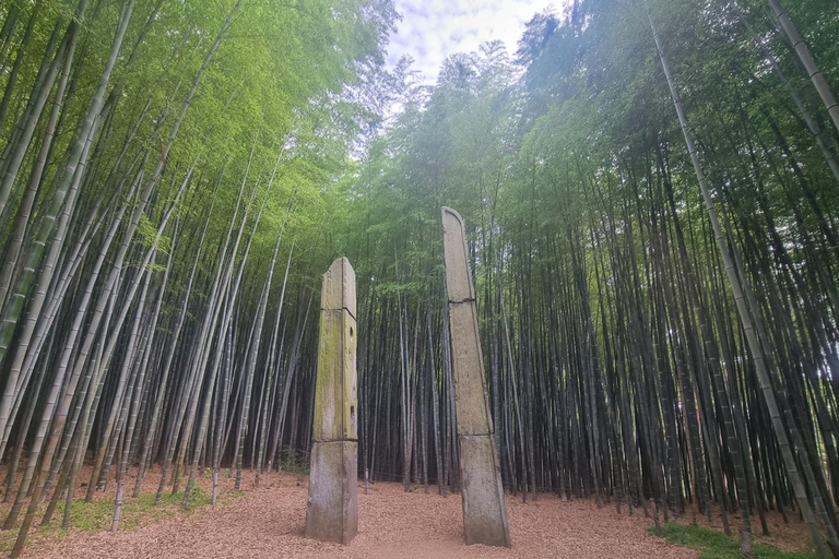 Busan: Private Tour- Yongung Temple, Bamboo Forest, Sky Walk