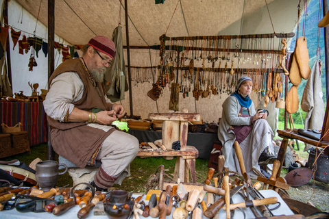 Bergen: Guided tour to Njardarheimr Viking Village Departure from Jekteviken Cruise Port, Bergen
