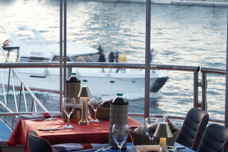 Istanbul: Turkish Night on the Bosphorus Dinner Cruise