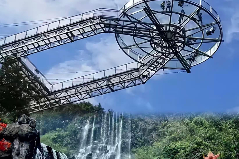 Guangzhou: Gulong Gorge Private Tour with Lunch & Skywalk