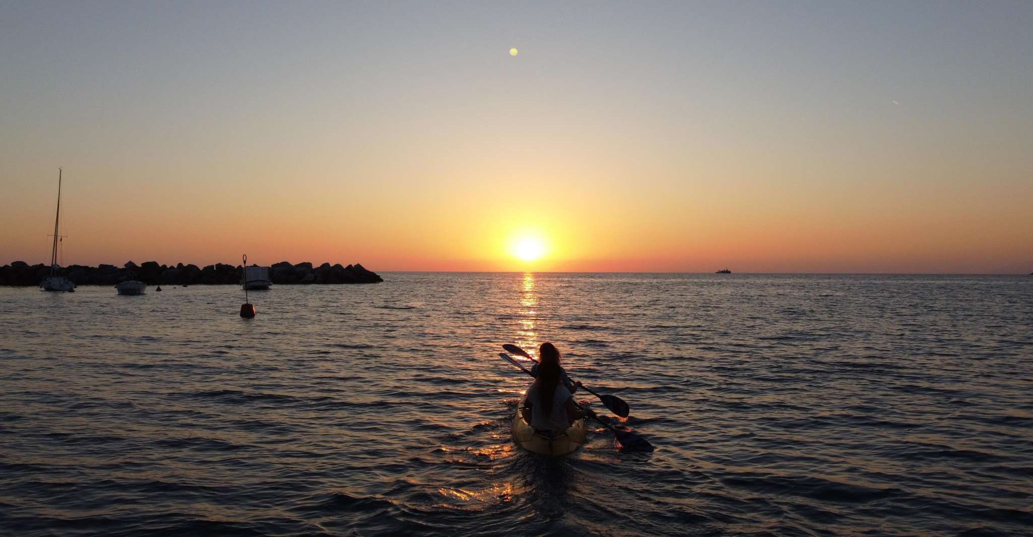 Kayak Tour in Levanto, Sunset and Wellness - Housity