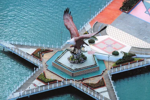Langkawi: 6-Hour Private Island Highlights Tour