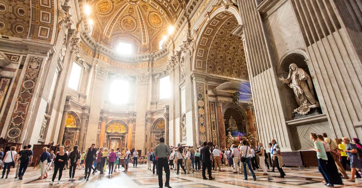 Museos Vaticanos con acceso a las tumbas papales