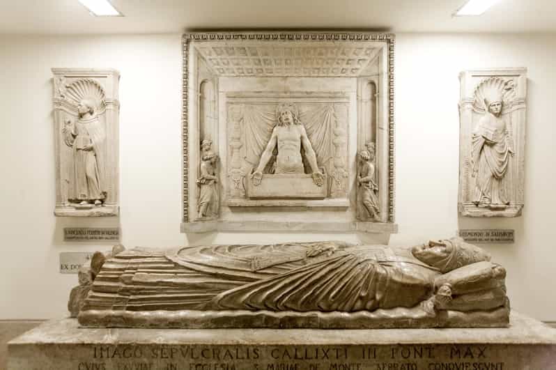 Museos Vaticanos con acceso a las tumbas papales