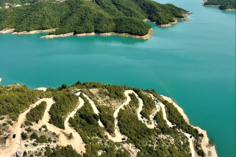 From Tirana: Lake Bovilla Viewpoint & Tirana City Tour