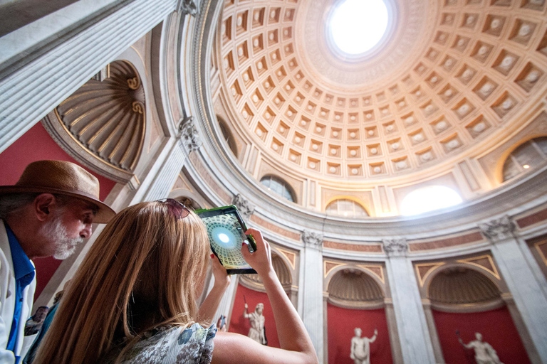 Rom: Vatikanmuseerna, Sixtinska kapellet &amp; Basilikan Guidad turRundtur på engelska för max 10 personer