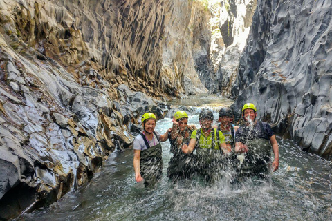 Taormina: Dagsutflykt till vulkanen Etna och Alcantara-ravinen