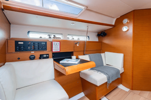 Limassol: Luxury Private Cruises with Sailing Boat Limassol: Private Half-Day Cruise with Sailboat