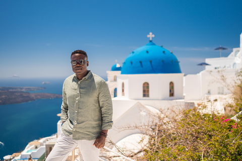 Santorini: Imerovigli Professional Photoshoot in Blue Dome