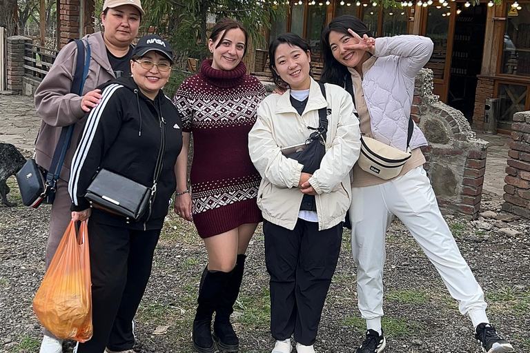 Tbilisi: 6-Day Georgia Tour with Wine Tasting & Cooking