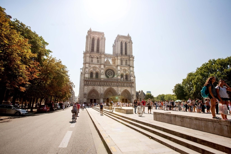 Paris : visite des trésors cachés en vélo électriqueVisite en français