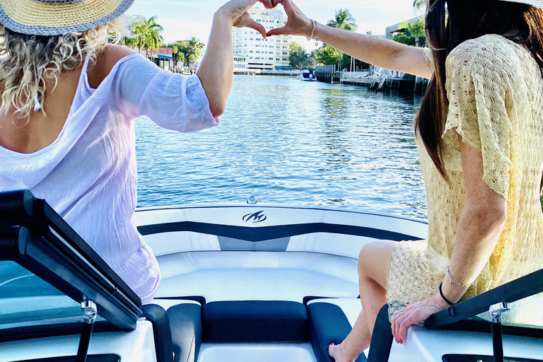 Aluguel de barco com capitão em Miami Beach - até 6 pessoas