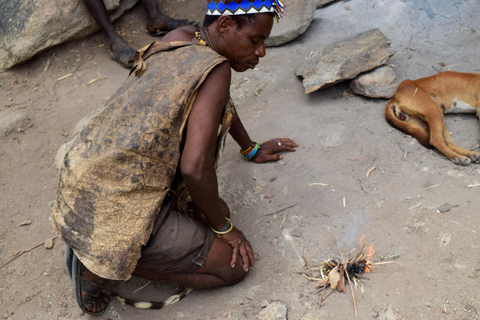 Tarangire-Nationalpark &amp; Eyasi-See (Datoga- &amp; Hadzabe-Dörfer)Premium Lodge im Tarangire-Nationalpark