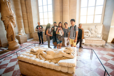 Parigi: tour guidato delle attrazioni del Museo del LouvreMuseo del Louvre: tour guidato in inglese