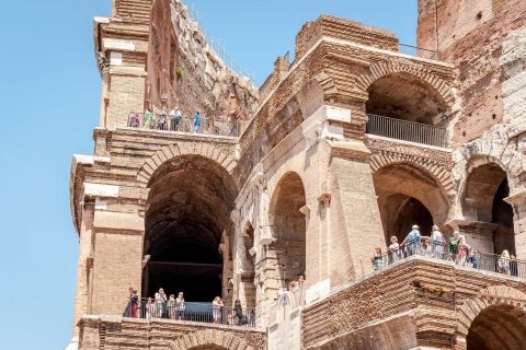 Tour privado prioritario arena Coliseo, Foro Romano y NavonaTour en español