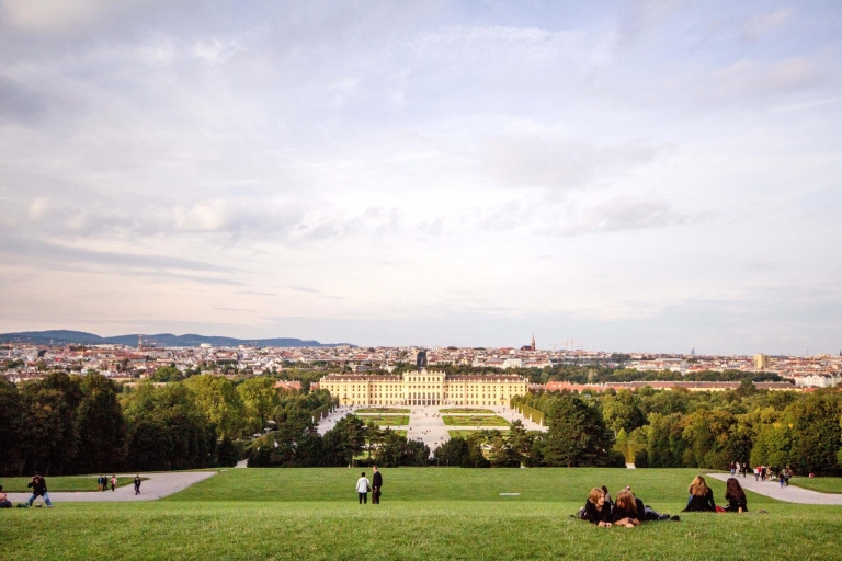 Bez kolejki: Pałac Schönbrunn i zwiedzanie WiedniaWycieczka w języku angielskim