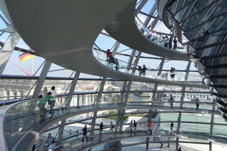 Berlin: Government District Tour and Reichstag Dome Visit Shared Tour in English