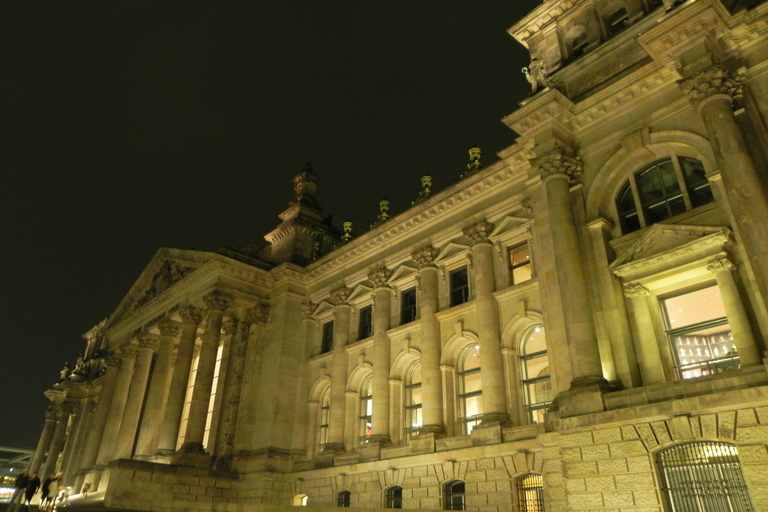 Berlin : Visite du quartier gouvernemental et du dôme du ReichstagVisite privée en allemand