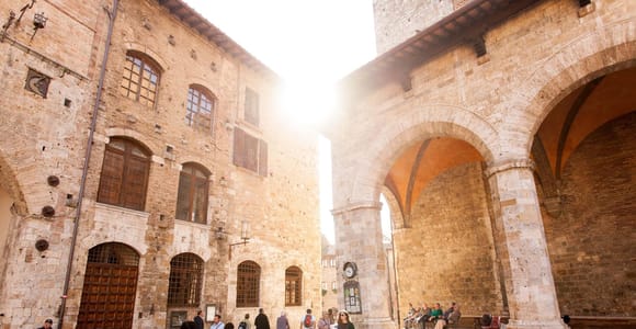 Toskana an einem Tag: San Gimignano, Siena, Pisa