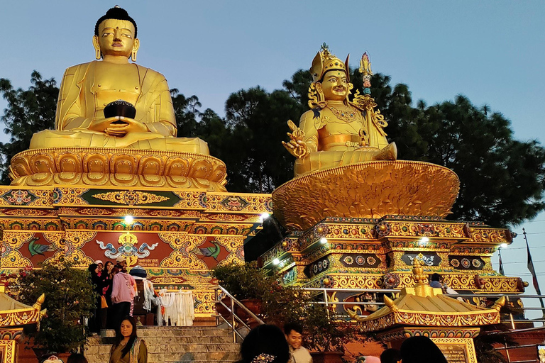 كاتماندو: جولة في الحديقة الخضراء والشلالات