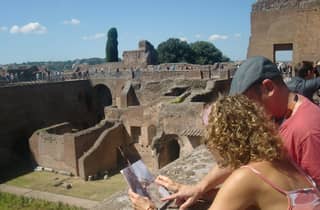 Allein durch Rom: Tagestour ab Civitavecchia