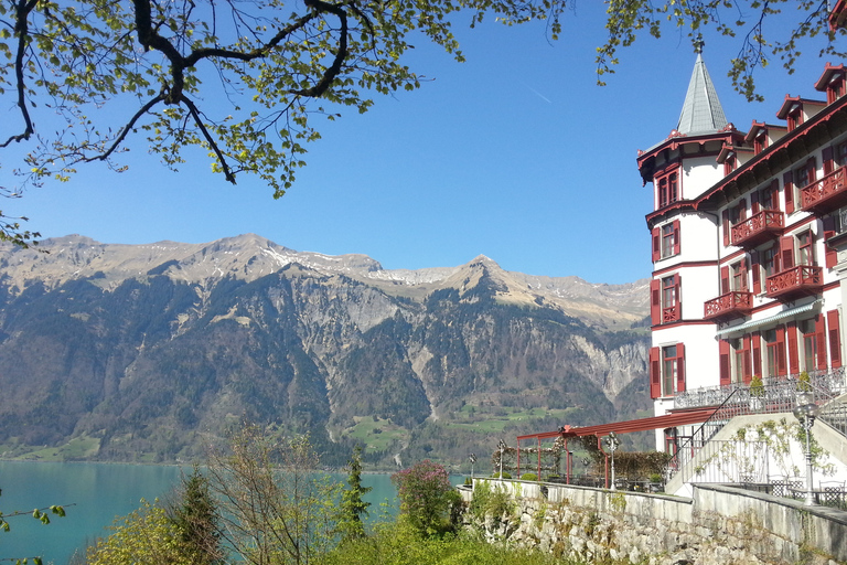 Private Full-Day Lake and Gorge Tour from Interlaken