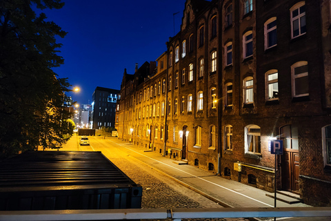 Gdańsk: Wrzeszcz and Shipyard District Private Bike Tour Golden Hour Ride – Gdańsk on evening mood Photo Stops