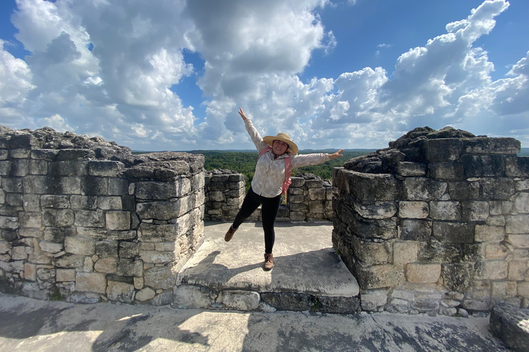 From Bacalar: Ichkabal Ruins + Lagoon Tour + Los Rápidos 2 Highligts Only: Ichkabal Mayan Ruins & Pontoon Boat Tour