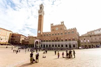 De Florença, Siena, San Gimignano e Monteriggioni Tour - Housity