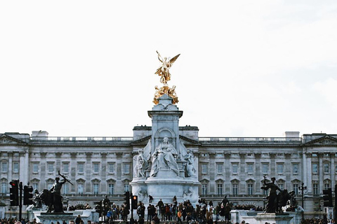 Half-Day London: Thames Cruise, Big Ben & Tower of London