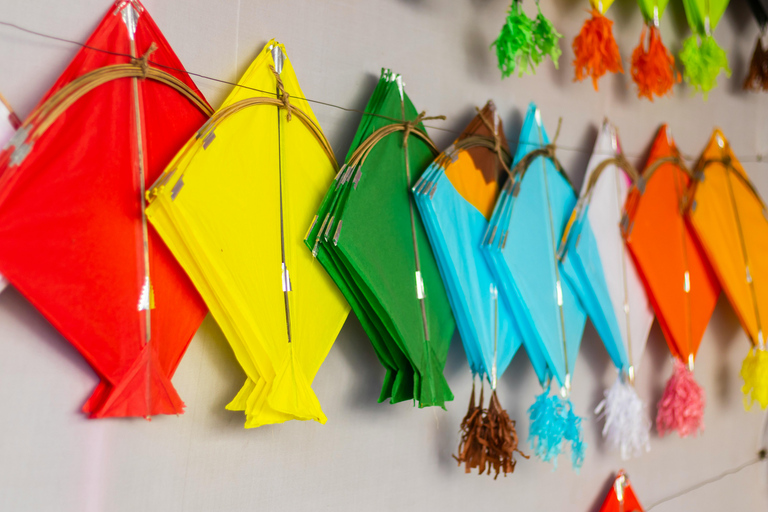 Kathmandu: Kite Flying Experience with Instructor & Transfer