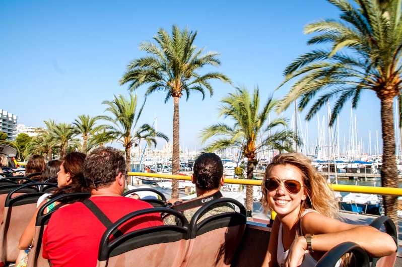 Mallorca: 24- hop-on hop-off-bustur | GetYourGuide