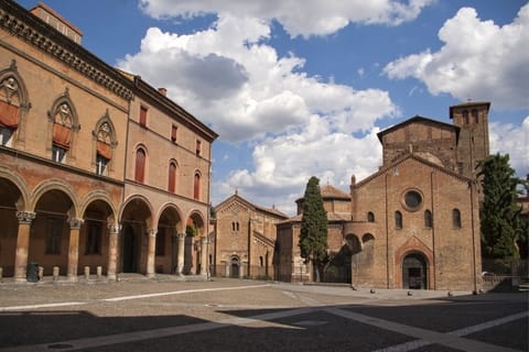 Bologna: Bike Rental